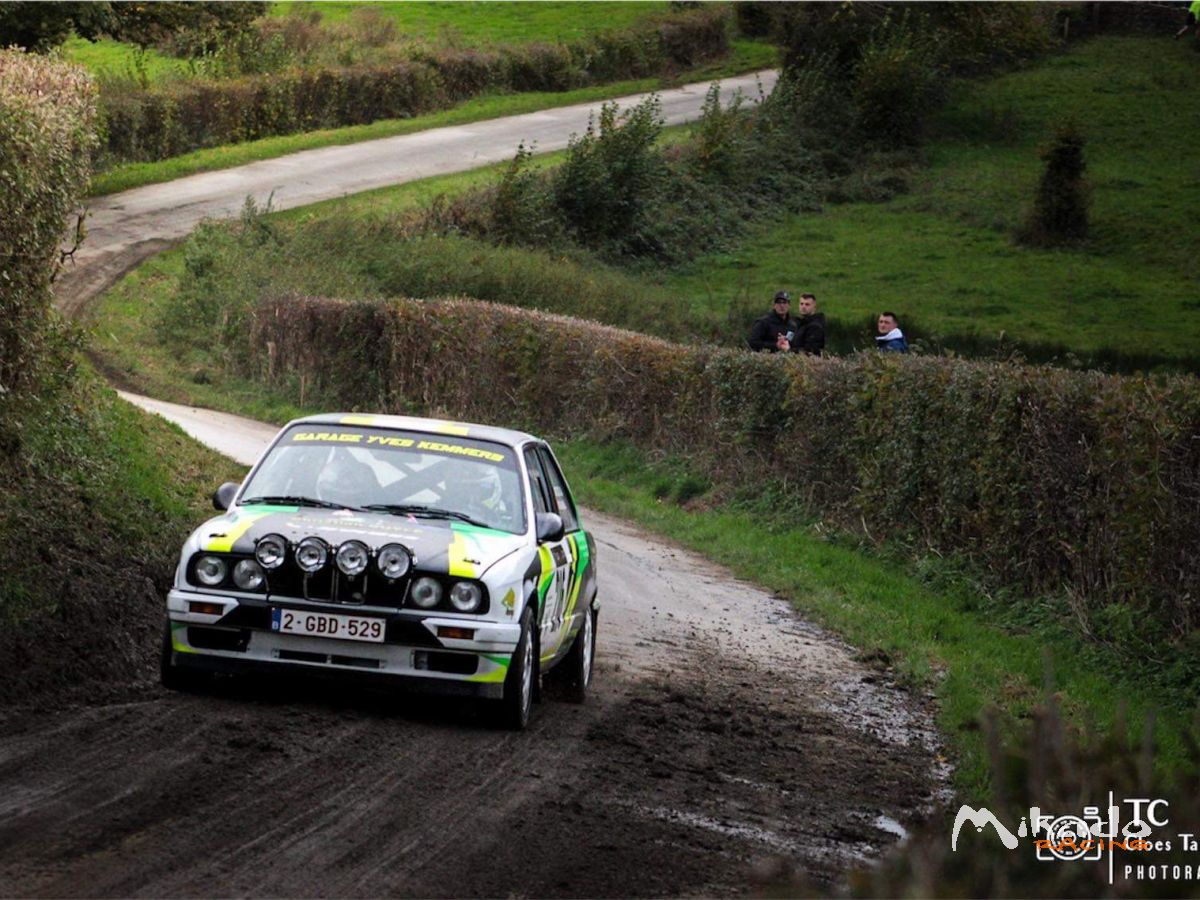 BMW E30 – photo 3 sur 6