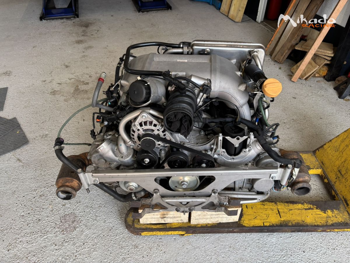 Moteur 3.8 991 cup phase 1 – photo 2 sur 6