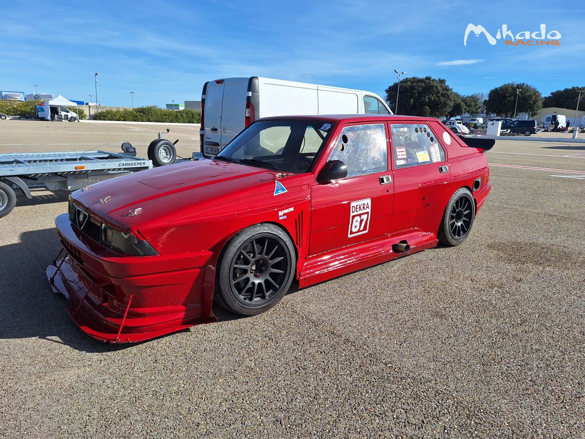 Alfa romeo 75 groupe A ex jolly club replica imsa 3,2 V6 – photo 1 sur 5