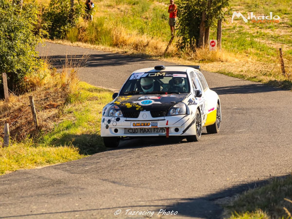 Clio maxi – photo 1 sur 4