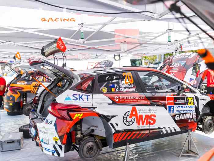 Hyundai i20 N Rally2 full Step2 #037 – photo 2 sur 6