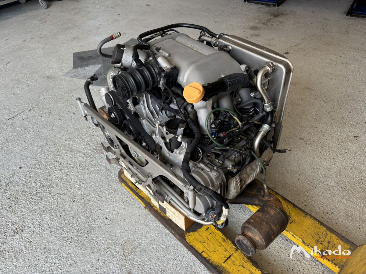 Moteur 3.8 991 cup phase 1 – photo 1 sur 6
