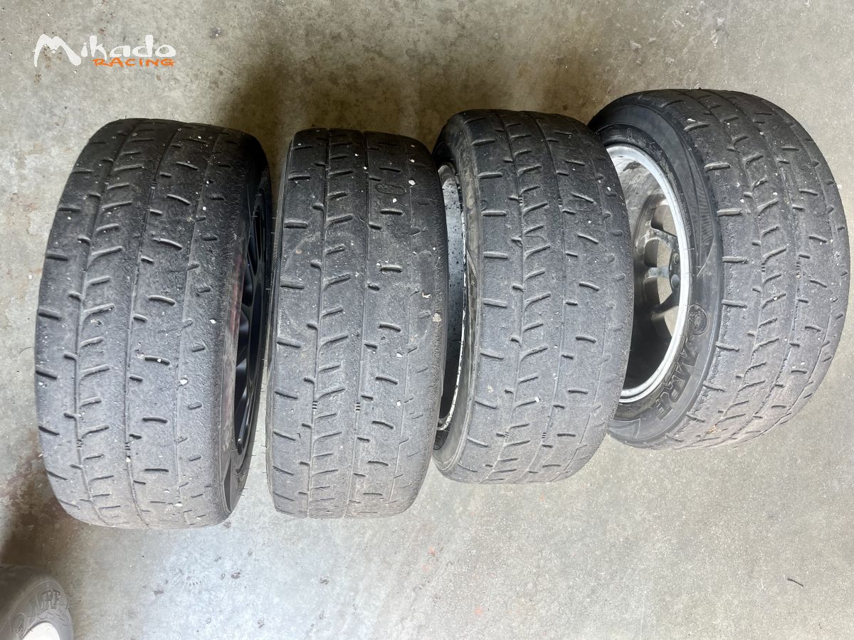 Pneus mrf jante speedline corse – photo 2 sur 6