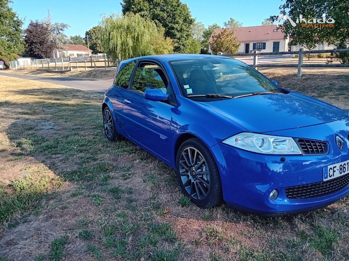 Renault Mégane 2 RS F1 Team 2006 – photo 1 sur 4