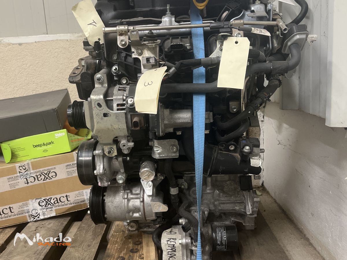 Moteur Yaris Gr – photo 3 sur 5