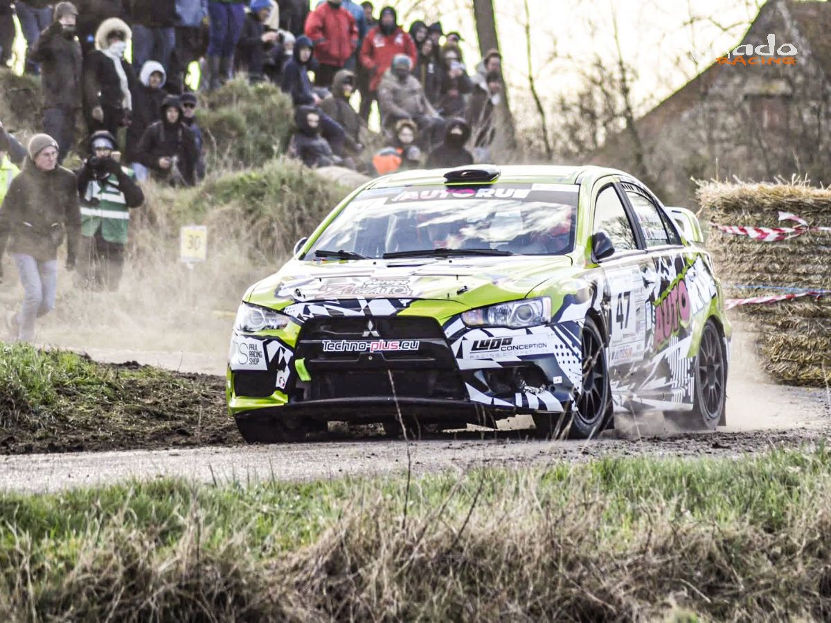 Mitsubishi Lancer Evolution X N4 – photo 3 sur 6