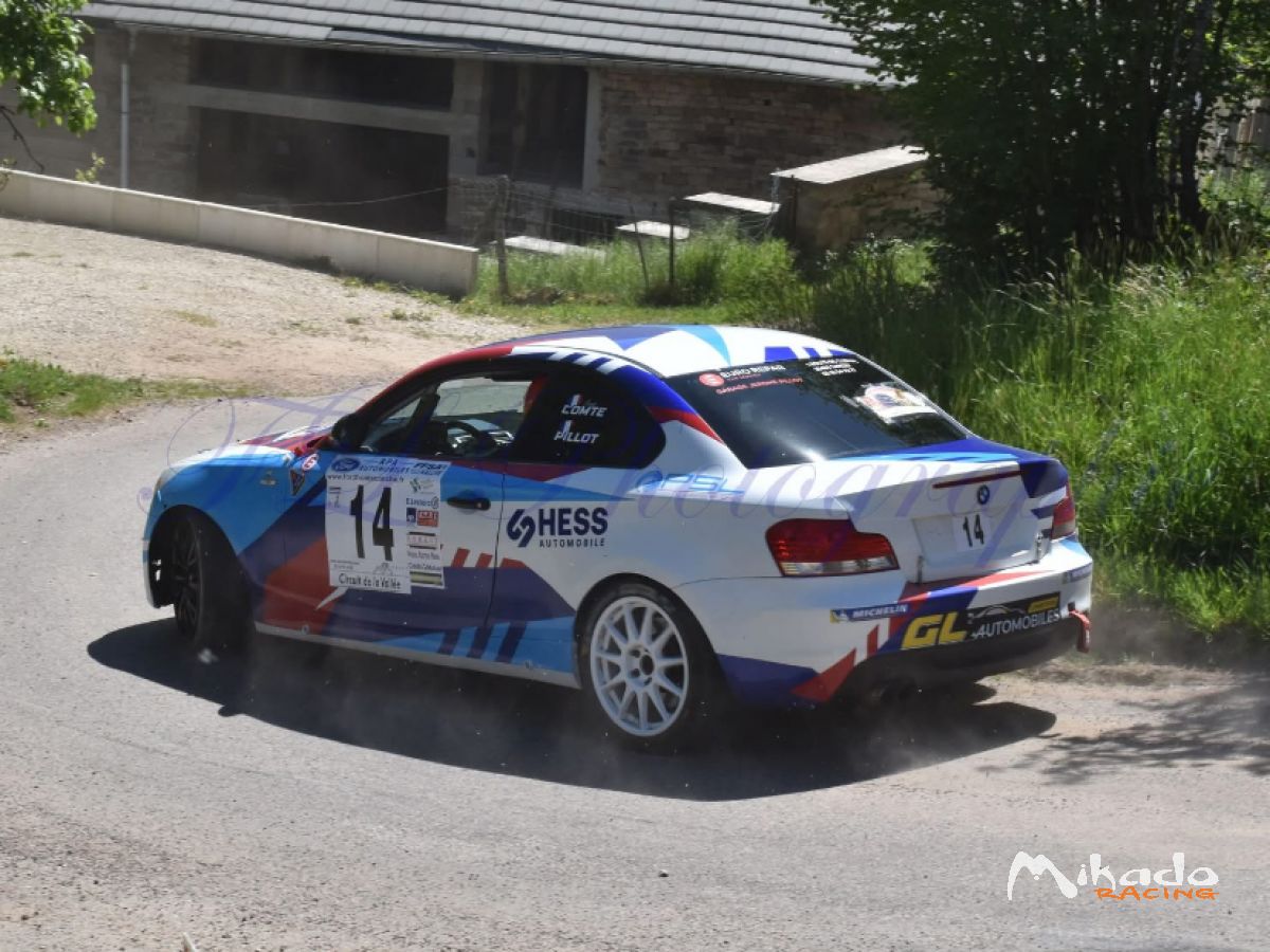VENDU BMW 135 i merci Mikado – photo 1 sur 3