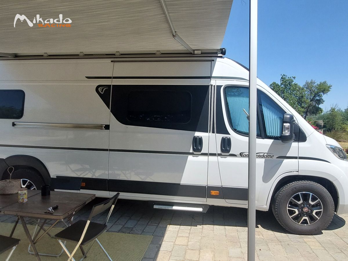 CAMPING CAR – photo 1 sur 6