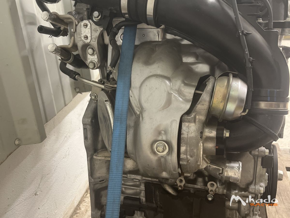 Moteur Yaris Gr – photo 4 sur 5