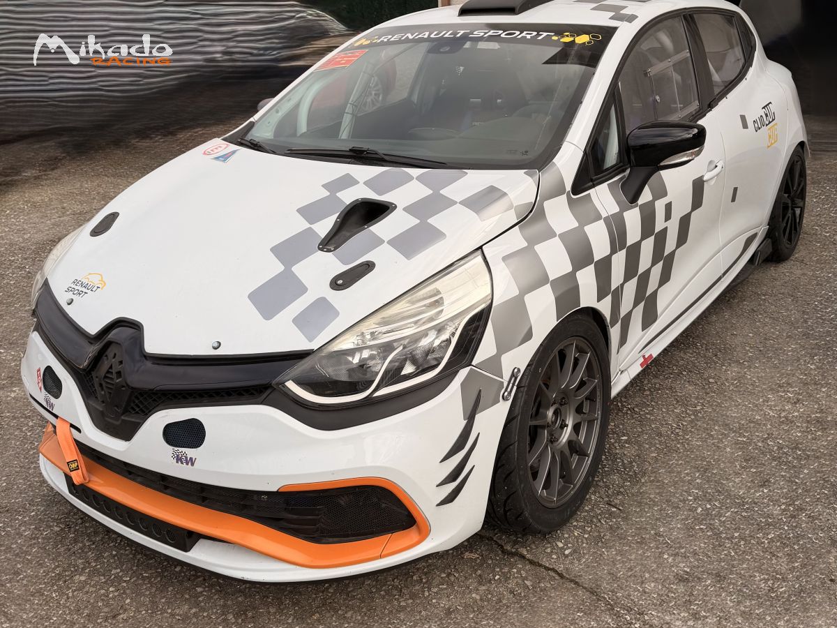 Clio 4 RS – photo 1 sur 6