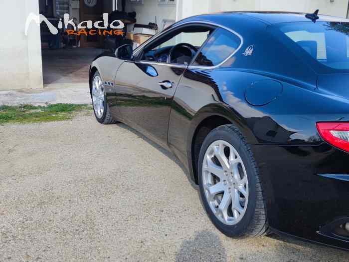 Maserati grantourismo 4.2 v8 Ferrari – photo 3 sur 6