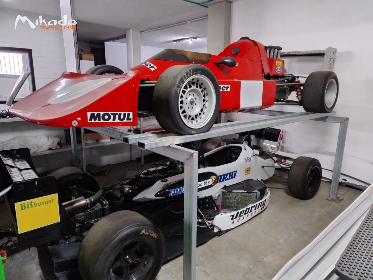 OSELLA FORMULA FORD 2000