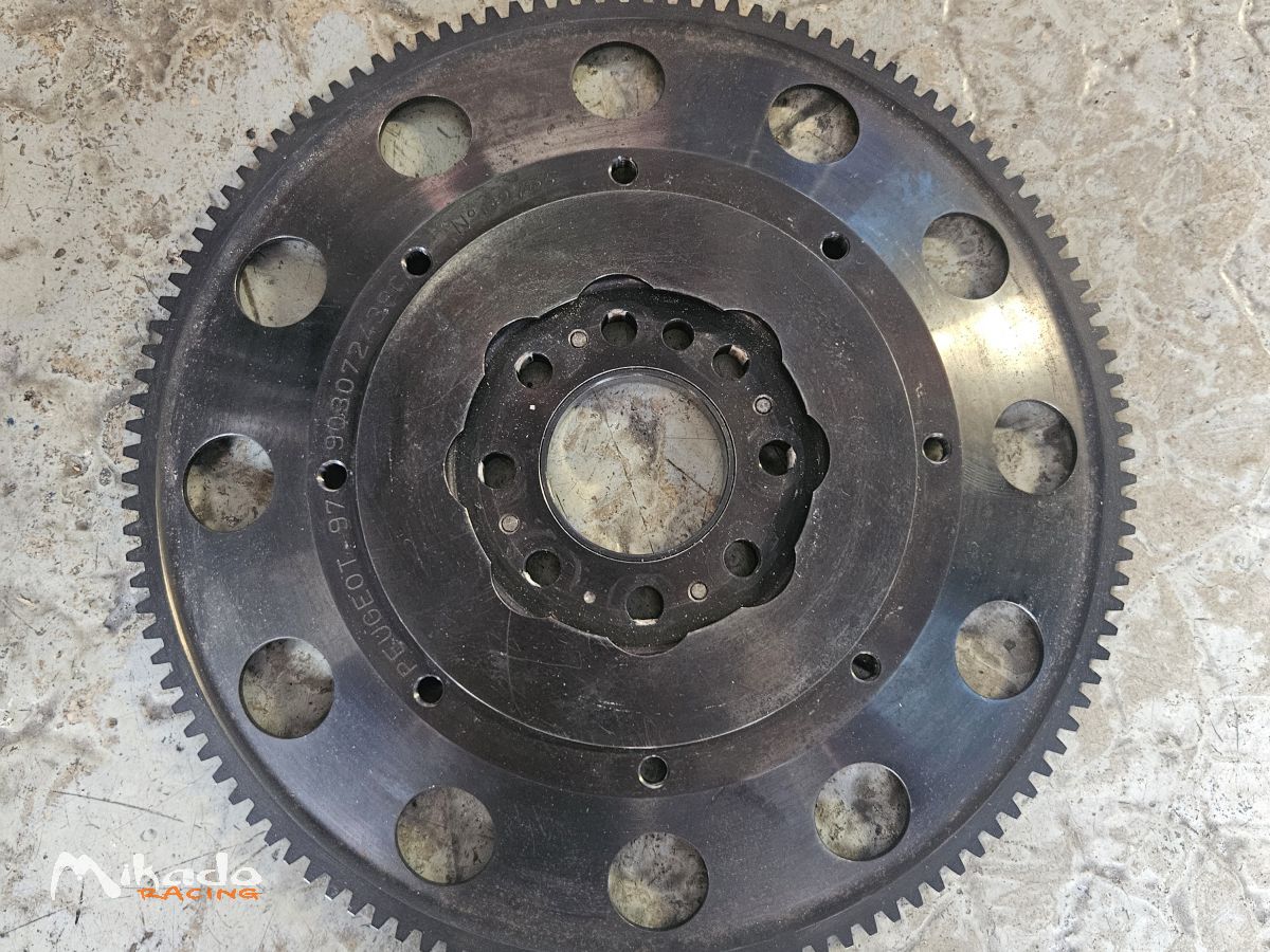 volant moteur 306 maxi – photo 2 sur 3
