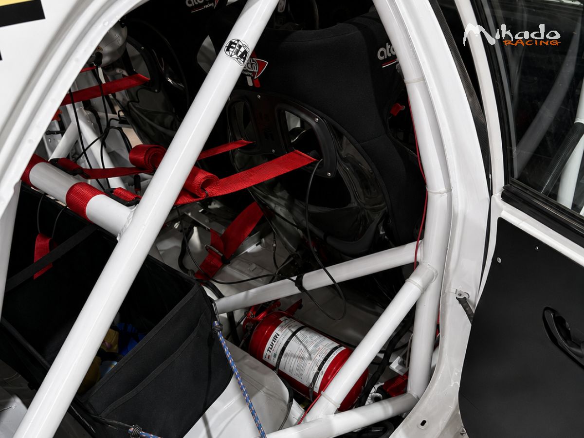 Mitsubishi Carisma Evo Vl (FIA) Full Gr-A – photo 4 sur 6