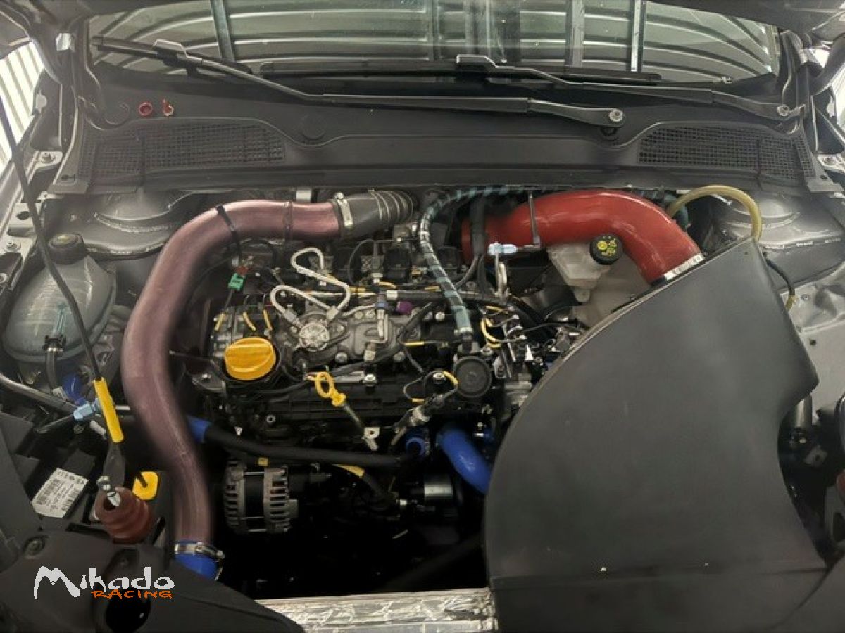 CLIO RALLY 3 – photo 4 sur 6