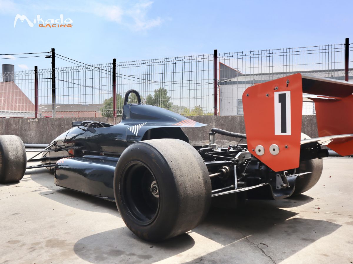 Châssis roulant Ralt RT32 de 1988 avec boîte de vitesses Hewland MK9 – photo 4 sur 5