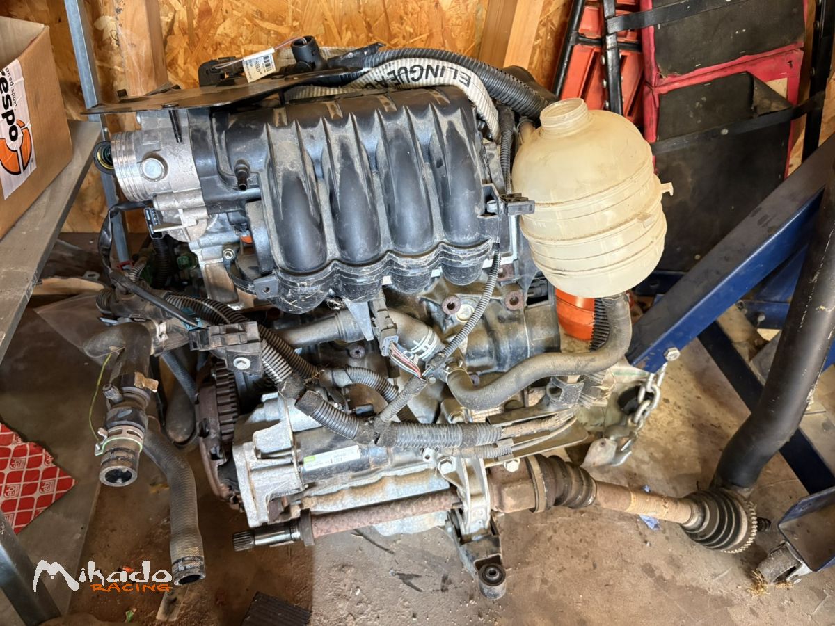Moteur TU5JP4 – photo 1 sur 2