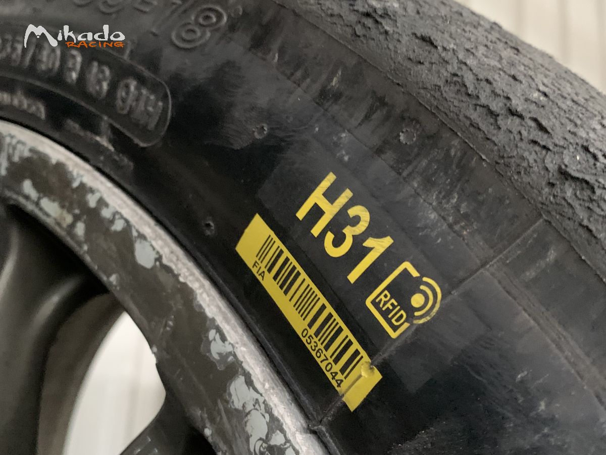 Vend pneus Michelin 20/65/18 H31 – photo 2 sur 2