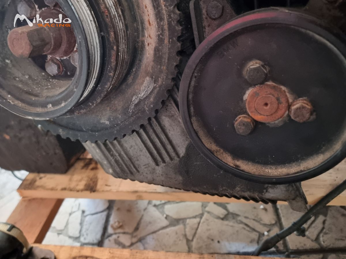 Moteur bmw M52B28 pour E30 – photo 3 sur 3