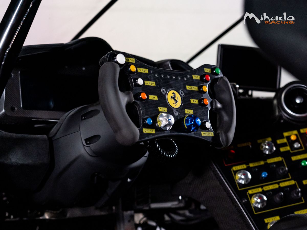 Ferrari 488 Challenge Evo 3.9 V8 670 – 1°MAIN FRANÇAISE / Révisée / Lot de bord dispo – photo 5 sur 6