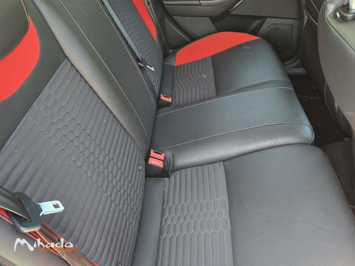 Ford focus mk3 ST 2l 250cv de 02/2018 – photo 4 sur 6