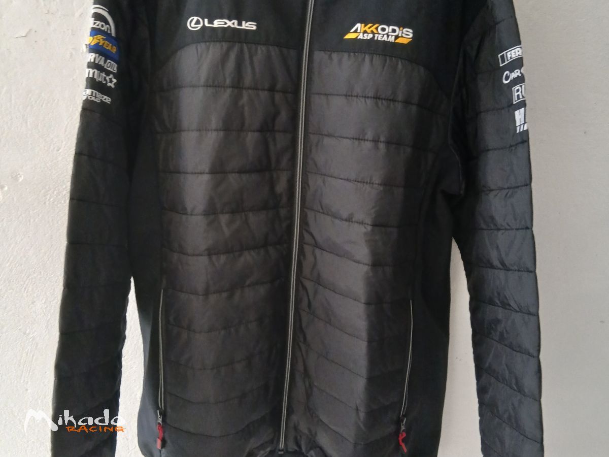GRAND PACK ÉQUIPEMENT & TEAMWEAR AKKODIS ASP TEAM / LEXUS + SÉCURITÉ FIA OMP – photo 2 sur 6