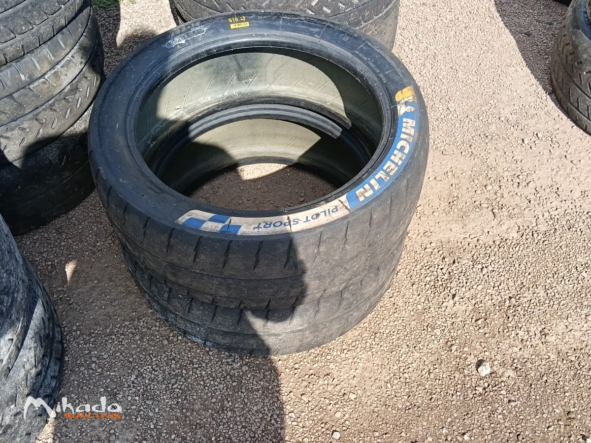 Lot pneus en 18 asphalte – photo 5 sur 6