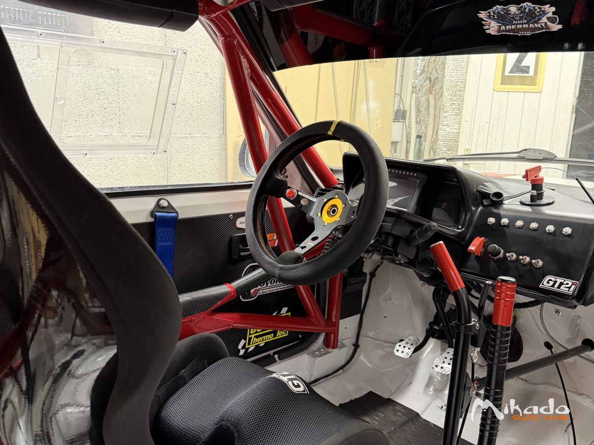 205 F2000/1 – photo 2 sur 2