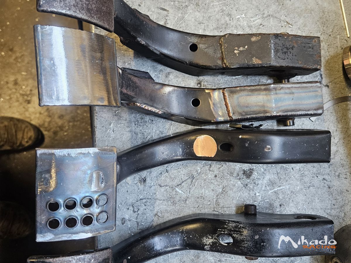 Vends pédale de frein+ embrayage clio gr A.