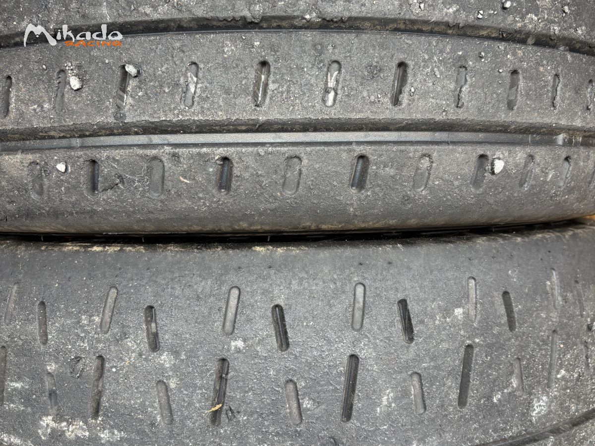 Pneu PIRELLI