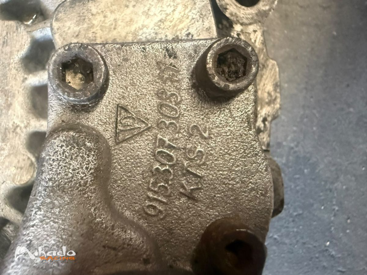 Couvercle BV Porsche type 915 - 9153013115R – photo 3 sur 5