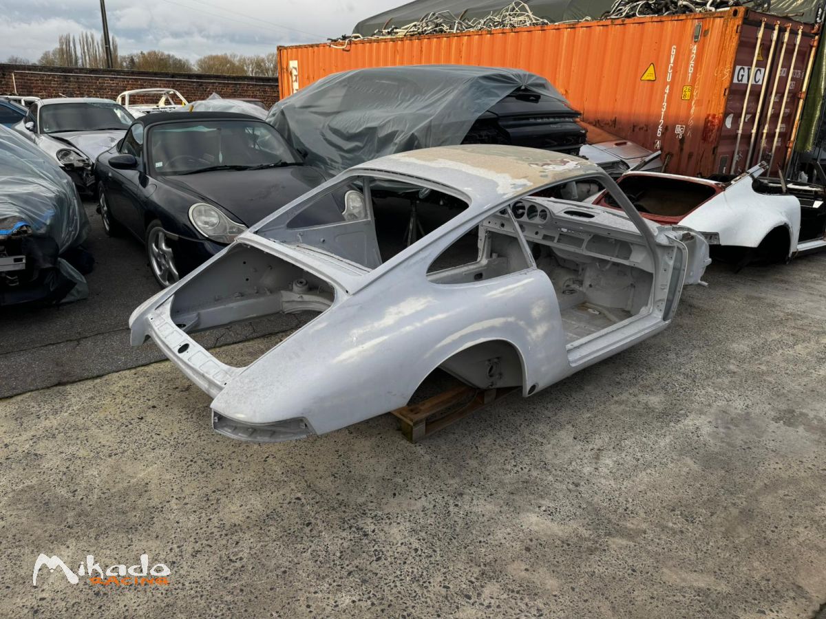 Caisse Porsche 911 2.0 1965 – photo 2 sur 6