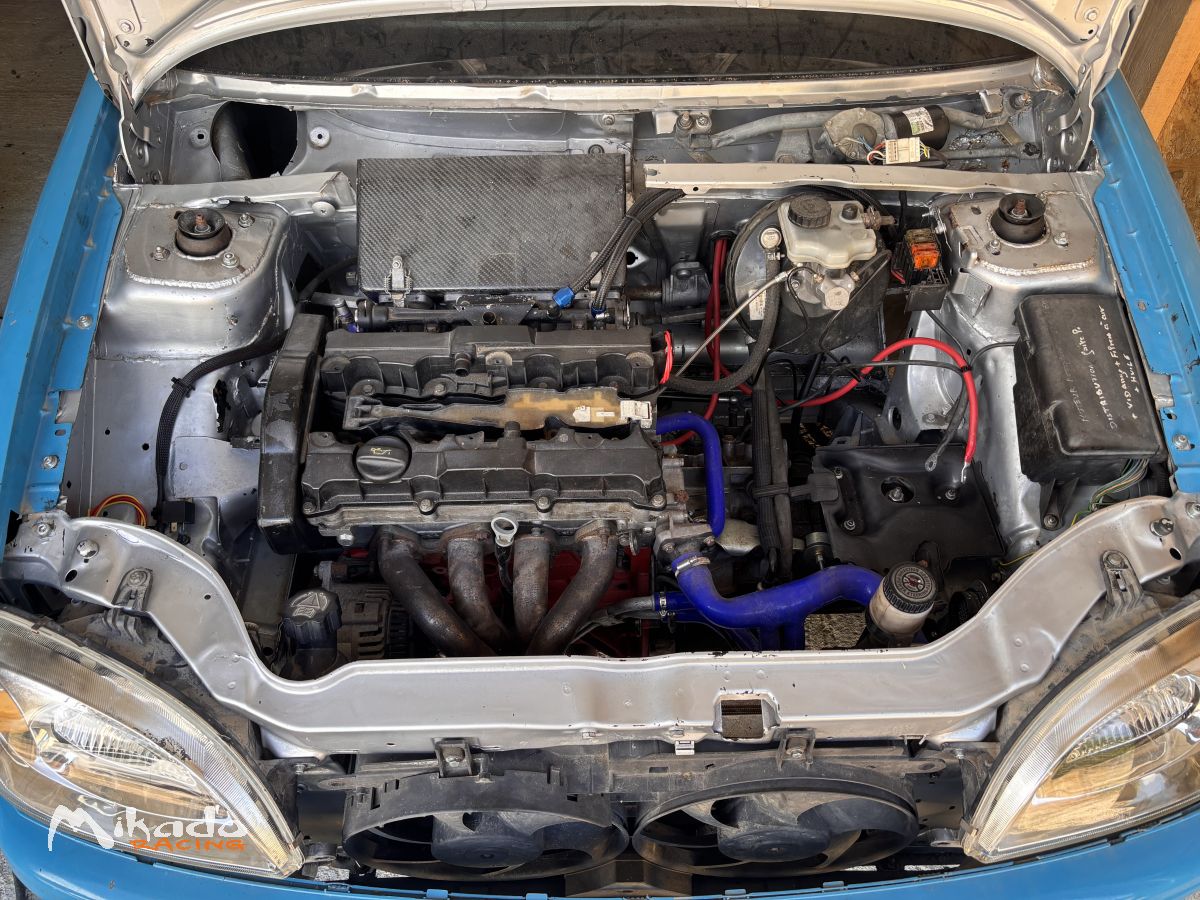 Saxo à finir – photo 2 sur 4