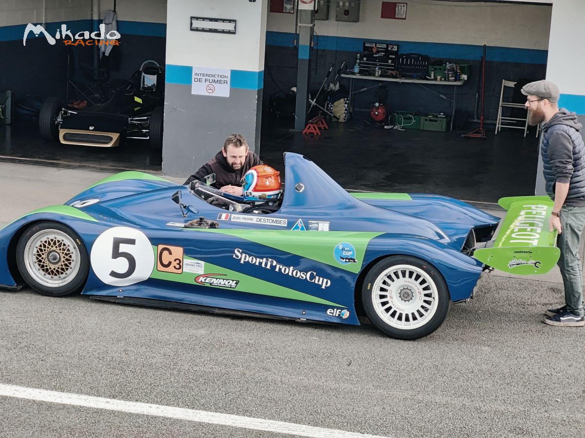 Peugeot 905 spider – photo 3 sur 6