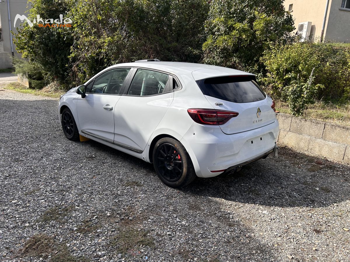 Clio rally5 – photo 2 sur 4