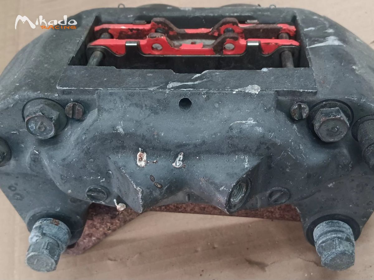 Etriers 4 pistons – photo 5 sur 5