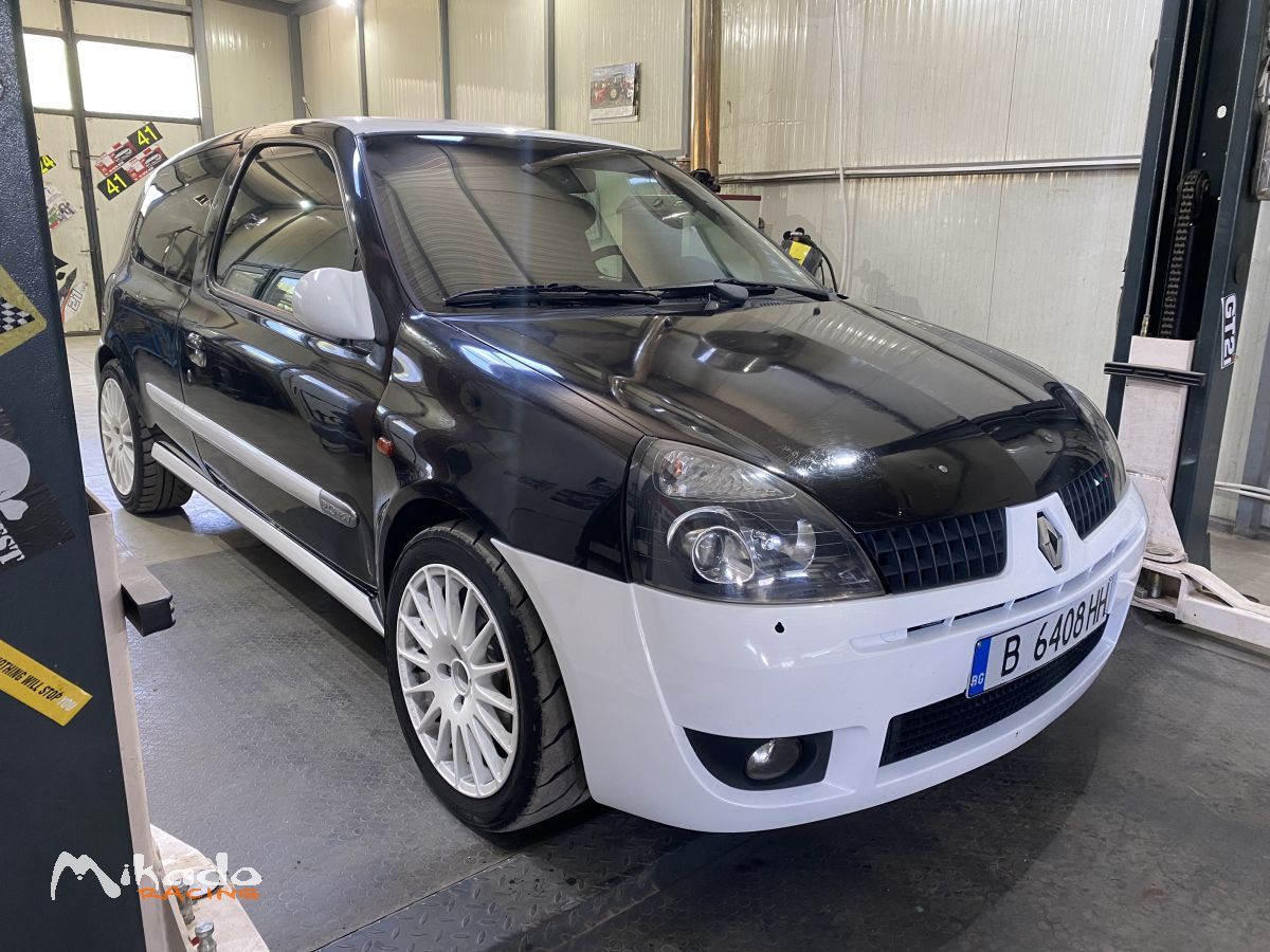 Renault Clio Sport 172 – photo 2 sur 6