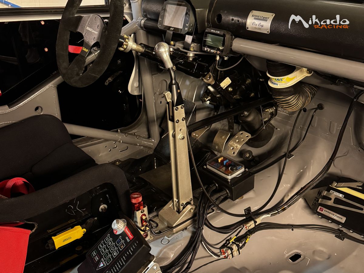 Clio 2 cup evo 2004 modifié – photo 3 sur 6