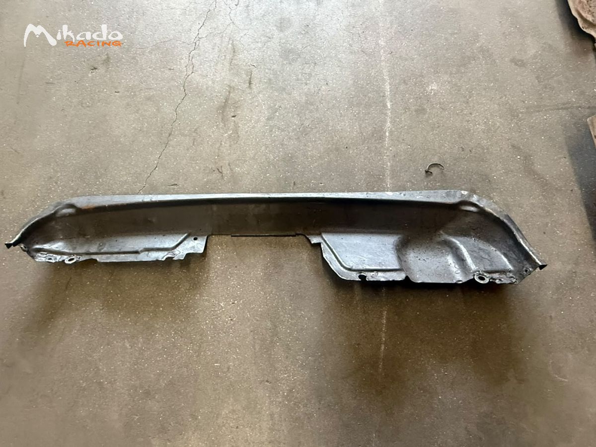 Tole moteur arrière pour Porsche 911 2.0 1965 – photo 1 sur 3