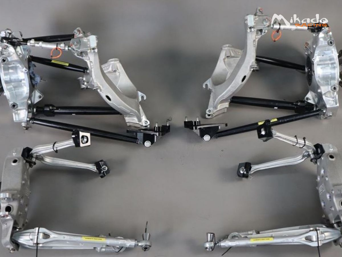 Porsche 991.2 GT3R Front and Rear Upright Assembly