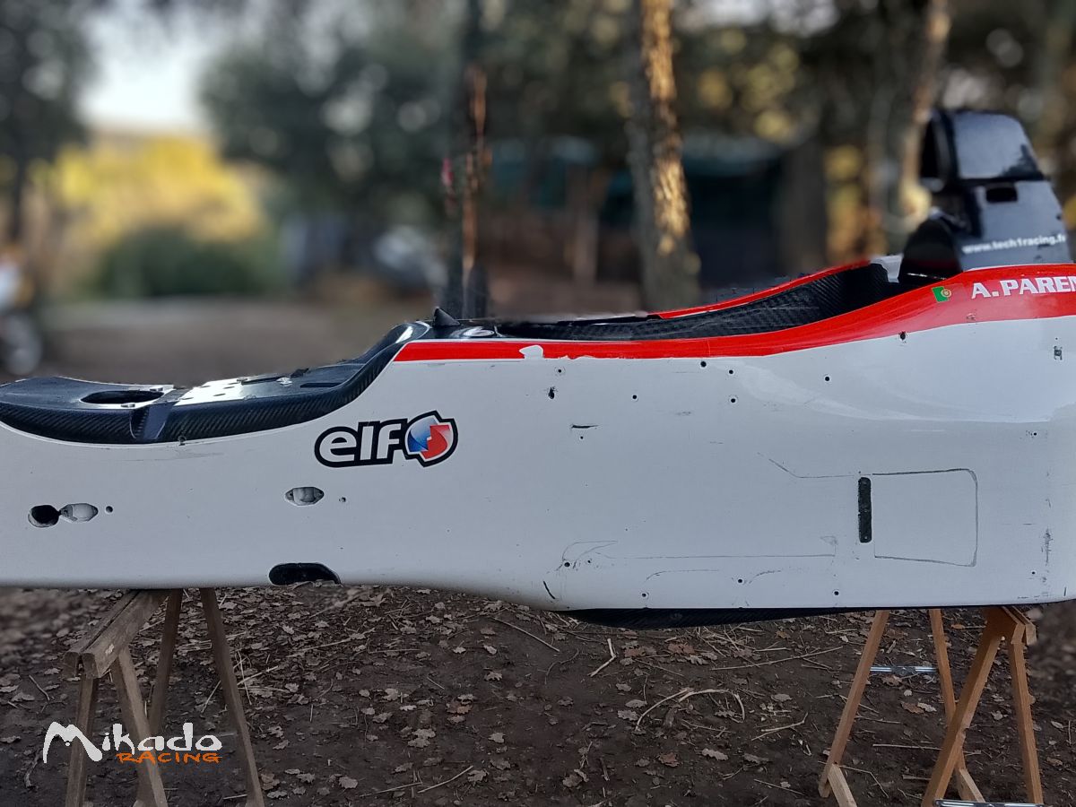 COQUE FORMULE DALLARA WSR 3.5 – photo 4 sur 5