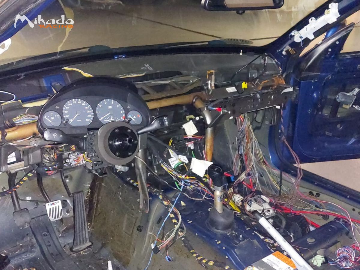 BMW E46 328ci boite manuelle pour terminer projet – photo 2 sur 6