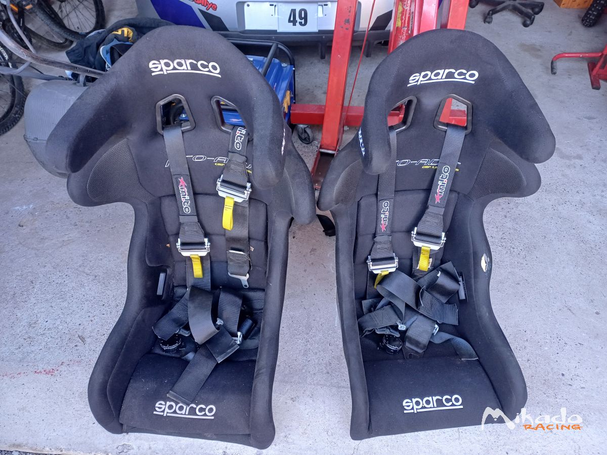 Baquet sparco et harnais – photo 1 sur 3