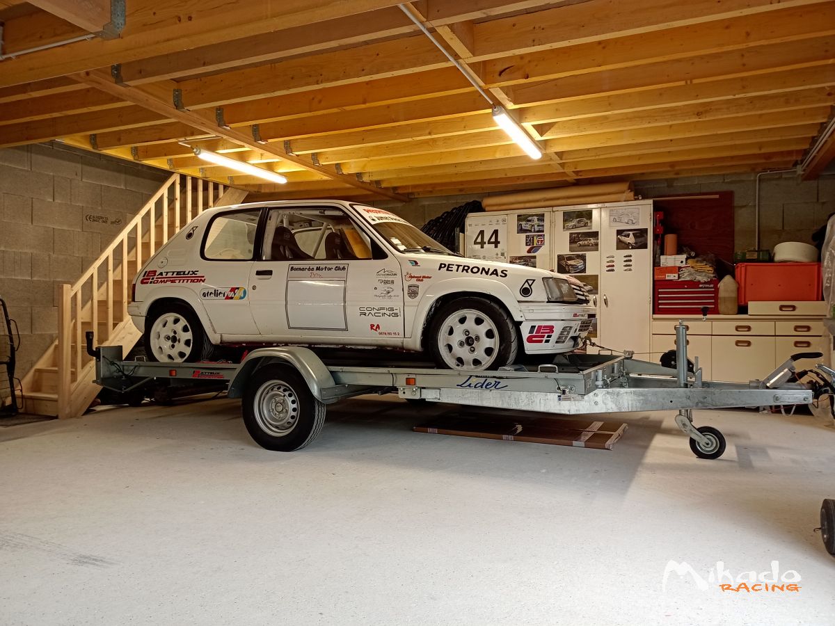 Peugeot 205 de piste + porte auto lider