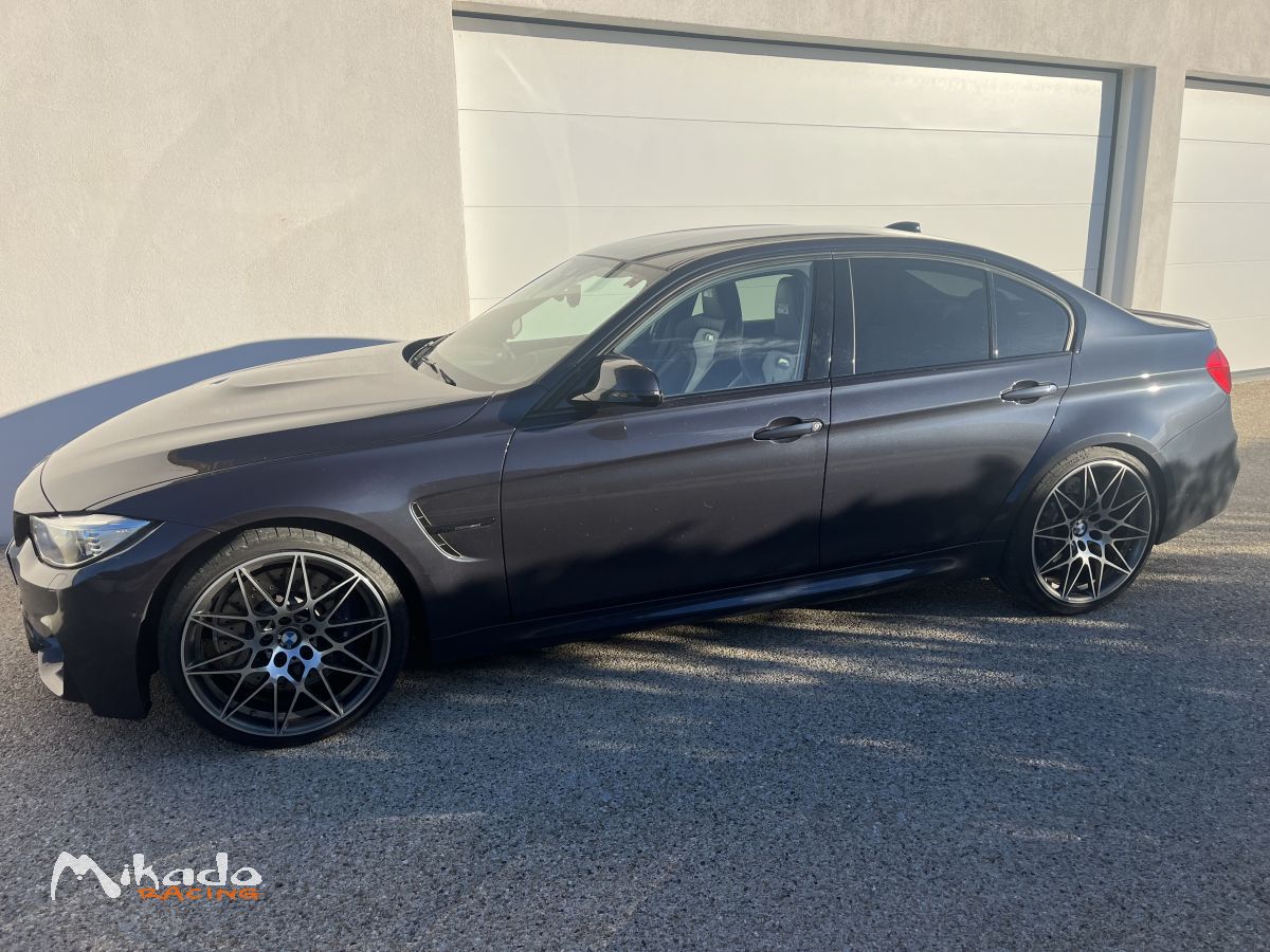 BMW M3 30 JAHRE – photo 1 sur 6