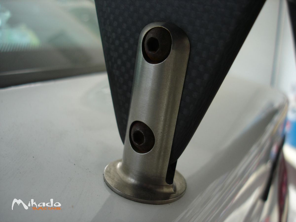Cherches fixation aileron Xsara kit-car