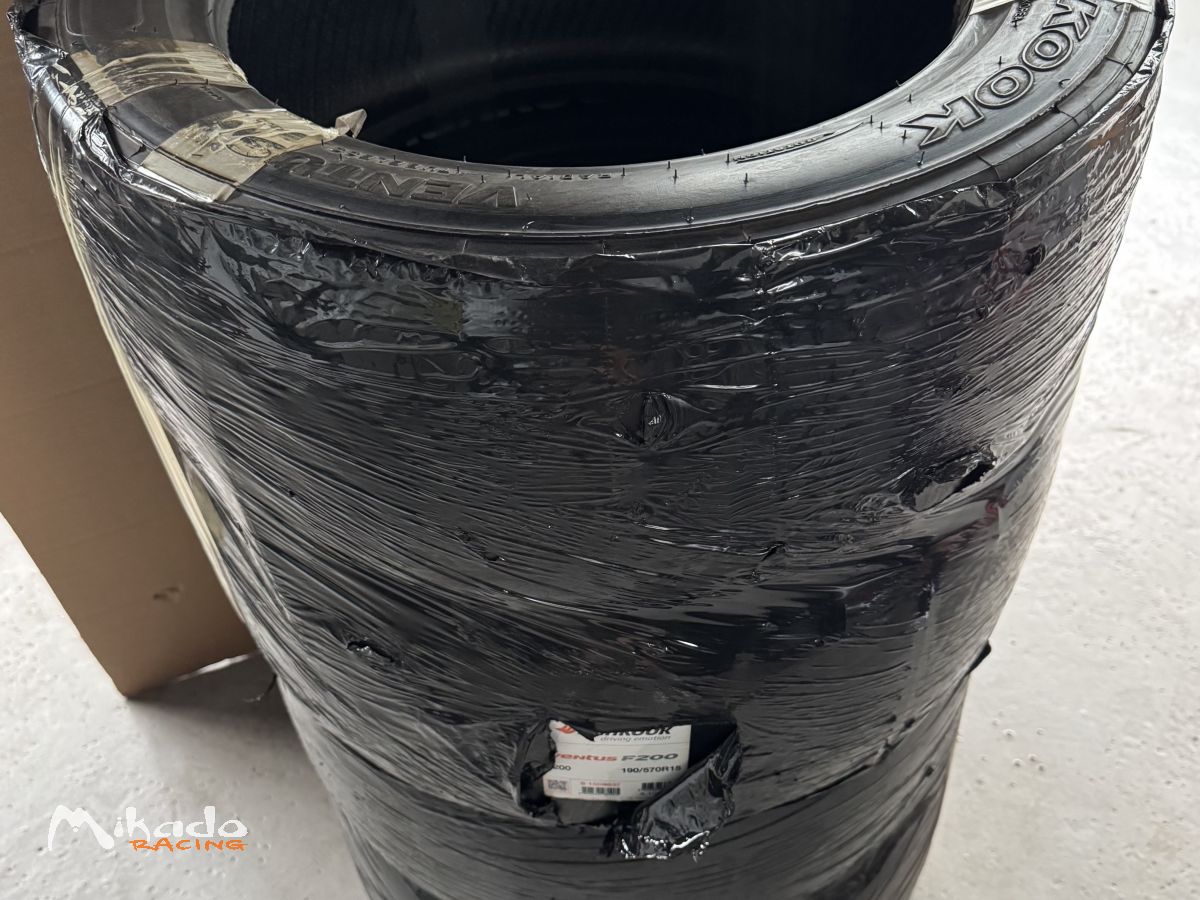PNEU SLICK HANKOOK – photo 1 sur 3