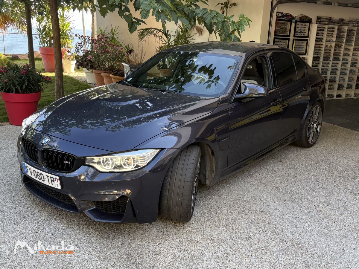 BMW M3 30 JAHRE – photo 4 sur 6