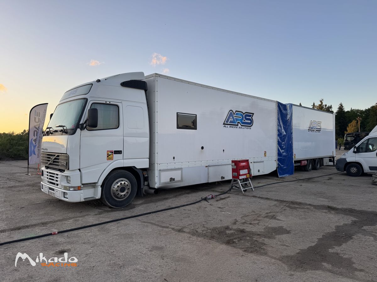 Camion Volvo avec Remorque – photo 3 sur 6