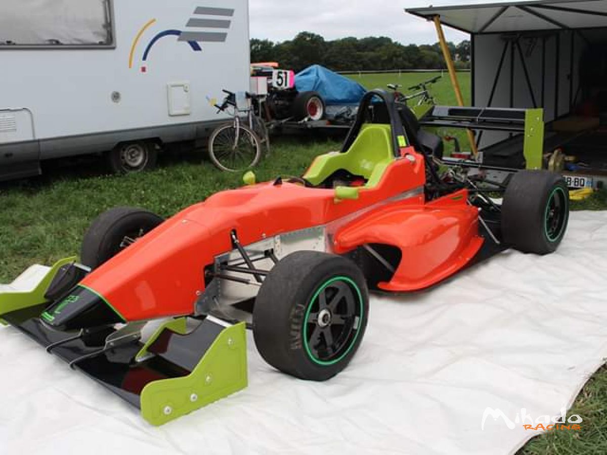 monoplace – photo 1 sur 6